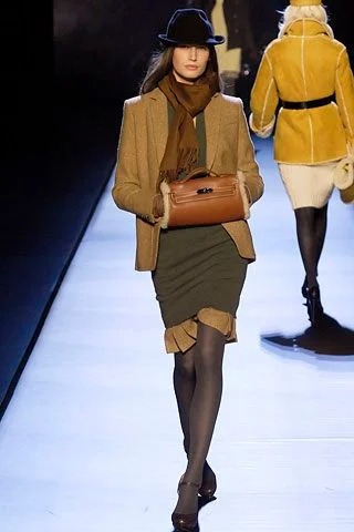 Look 28